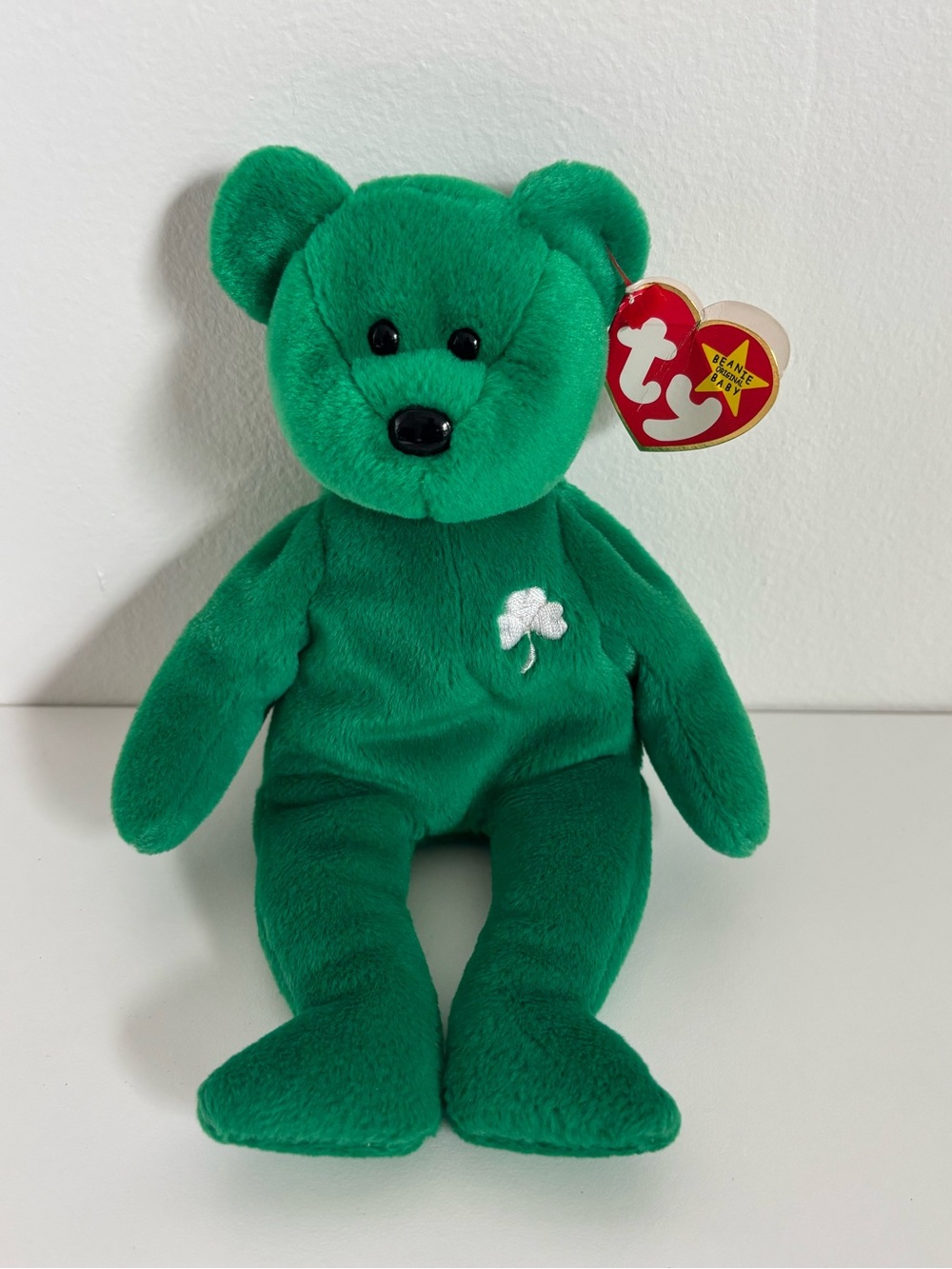 Ty Beanie Baby 'Erin' Green Plush Bear 1997 - Shamrock St. Patrick's Day Toy